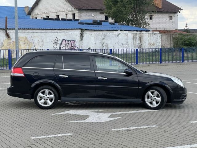 Черный Опель Вектра, объемом двигателя 1.9 л и пробегом 289 тыс. км за 5600 $, фото 5 на Automoto.ua