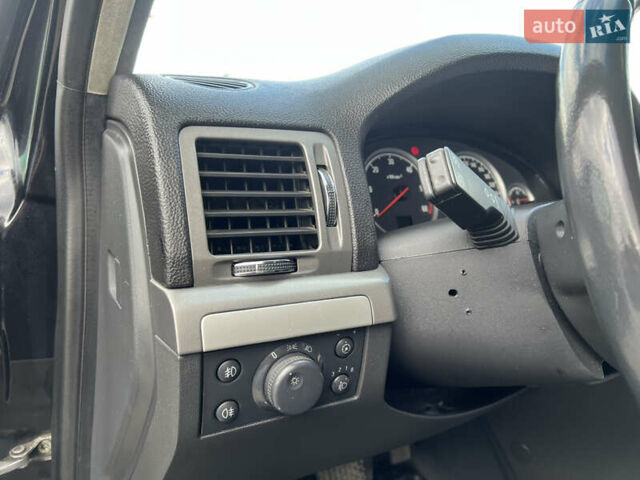 Чорний Опель Вектра, об'ємом двигуна 1.9 л та пробігом 280 тис. км за 5590 $, фото 30 на Automoto.ua