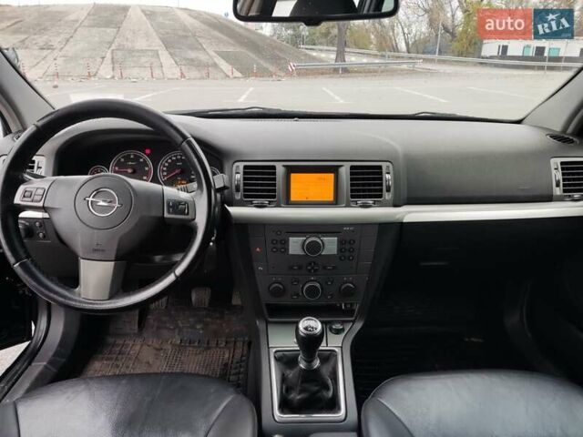 Опель Вектра 2008 в Киеве на Automoto.ua Черный Опель Вектра, объемом двигателя 1.91 л и пробегом 220 тыс. км за 6600 $, фото 1 на Automoto.ua