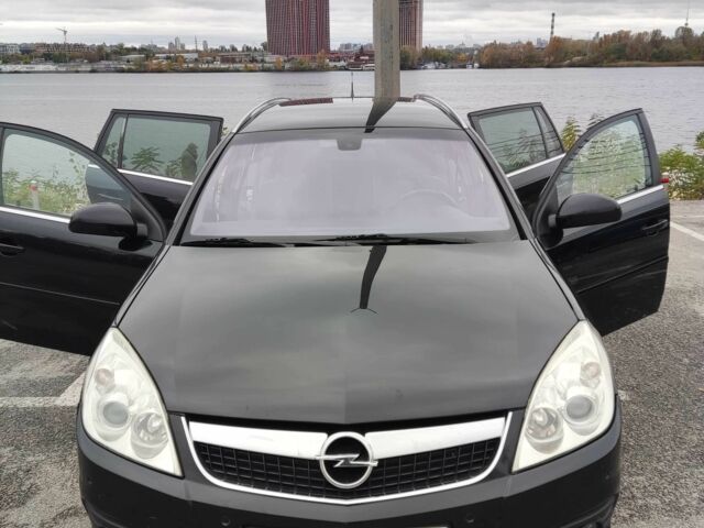 Черный Опель Вектра, объемом двигателя 1.9 л и пробегом 220 тыс. км за 5900 $, фото 5 на Automoto.ua
