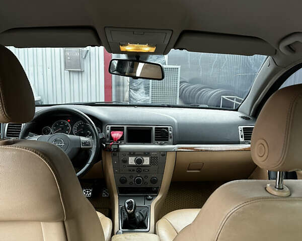 Черный Опель Вектра, объемом двигателя 1.9 л и пробегом 277 тыс. км за 5500 $, фото 15 на Automoto.ua