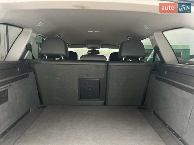 Черный Опель Вектра, объемом двигателя 1.9 л и пробегом 255 тыс. км за 6200 $, фото 36 на Automoto.ua