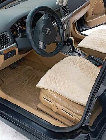 Черный Опель Вектра, объемом двигателя 1.9 л и пробегом 250 тыс. км за 6200 $, фото 5 на Automoto.ua