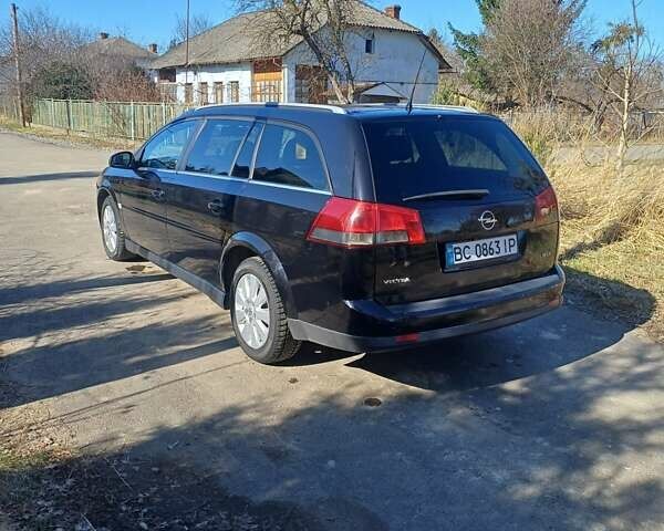 Черный Опель Вектра, объемом двигателя 1.9 л и пробегом 325 тыс. км за 5500 $, фото 8 на Automoto.ua