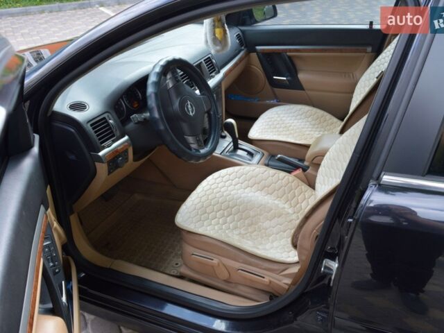 Черный Опель Вектра, объемом двигателя 1.9 л и пробегом 250 тыс. км за 6200 $, фото 8 на Automoto.ua