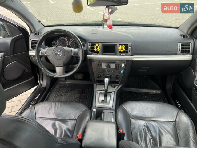 Черный Опель Вектра, объемом двигателя 1.9 л и пробегом 280 тыс. км за 5490 $, фото 36 на Automoto.ua