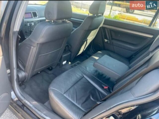 Чорний Опель Вектра, об'ємом двигуна 1.9 л та пробігом 215 тис. км за 5900 $, фото 3 на Automoto.ua