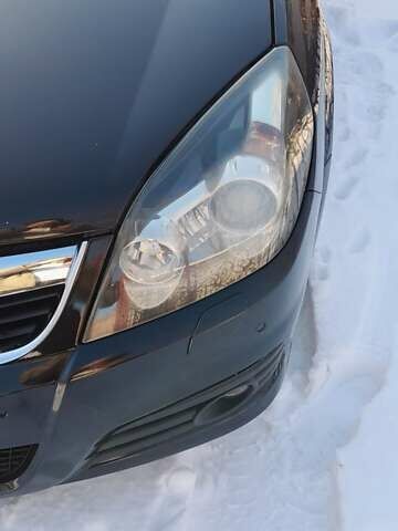 Чорний Опель Вектра, об'ємом двигуна 1.9 л та пробігом 230 тис. км за 6000 $, фото 5 на Automoto.ua