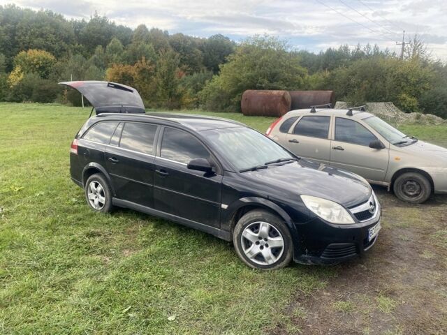 Черный Опель Вектра, объемом двигателя 1.9 л и пробегом 440 тыс. км за 3900 $, фото 4 на Automoto.ua
