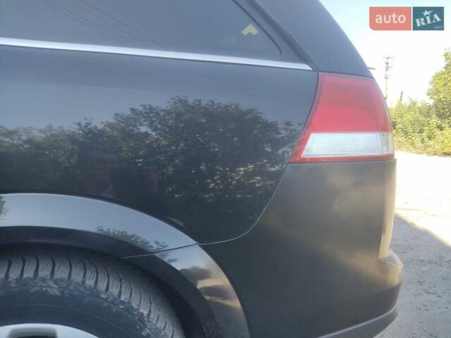 Черный Опель Вектра, объемом двигателя 1.9 л и пробегом 295 тыс. км за 4000 $, фото 9 на Automoto.ua