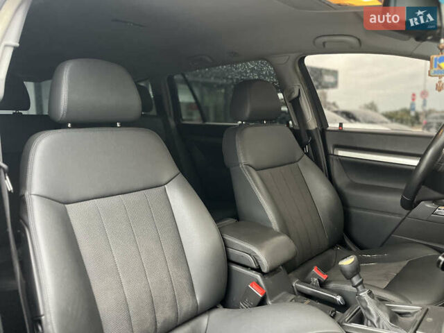 Черный Опель Вектра, объемом двигателя 1.9 л и пробегом 255 тыс. км за 6200 $, фото 41 на Automoto.ua