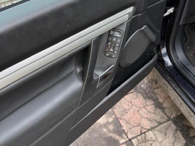 Черный Опель Вектра, объемом двигателя 1.9 л и пробегом 263 тыс. км за 4450 $, фото 5 на Automoto.ua