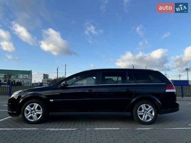 Черный Опель Вектра, объемом двигателя 1.9 л и пробегом 230 тыс. км за 5700 $, фото 1 на Automoto.ua