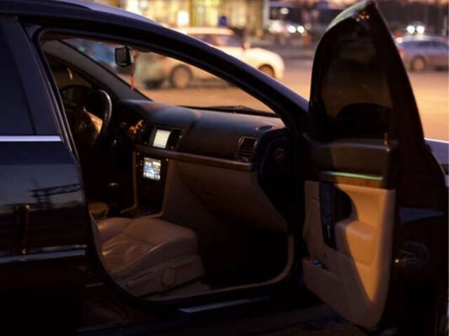 Чорний Опель Вектра, об'ємом двигуна 1.9 л та пробігом 365 тис. км за 5600 $, фото 3 на Automoto.ua