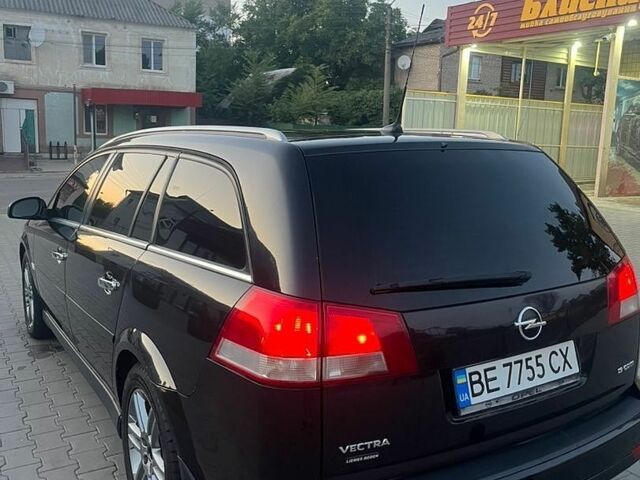 Черный Опель Вектра, объемом двигателя 1.9 л и пробегом 365 тыс. км за 5500 $, фото 11 на Automoto.ua