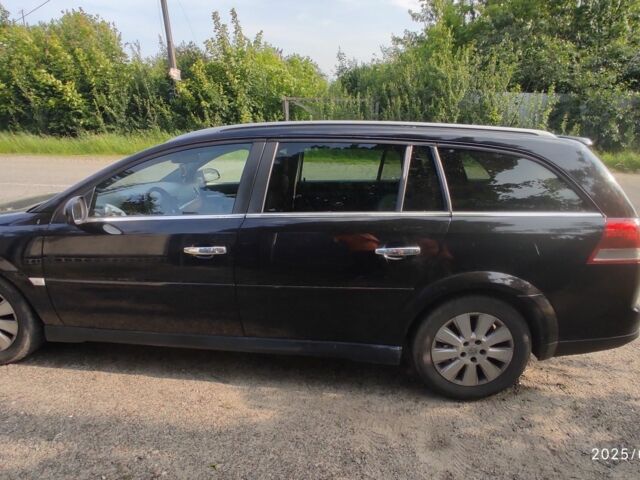 Черный Опель Вектра, объемом двигателя 1.9 л и пробегом 305 тыс. км за 4800 $, фото 3 на Automoto.ua