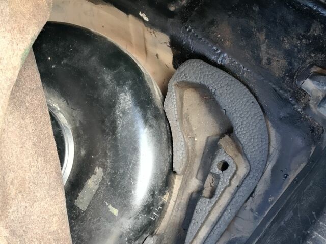 Чорний Опель Вектра, об'ємом двигуна 2 л та пробігом 330 тис. км за 1700 $, фото 6 на Automoto.ua