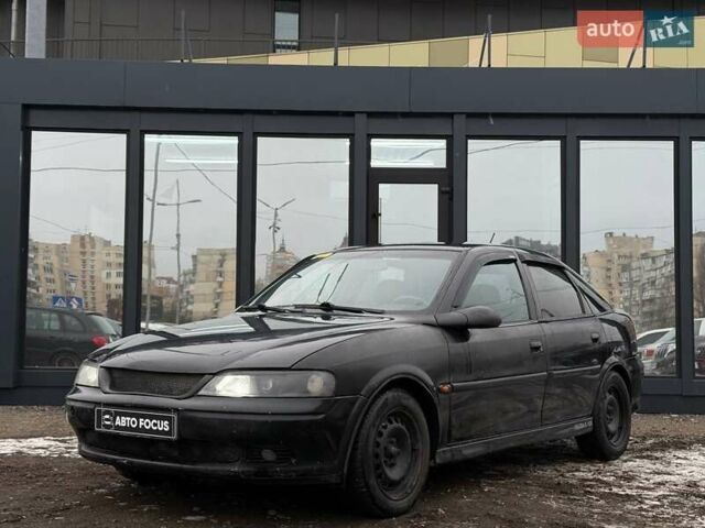 Чорний Опель Вектра, об'ємом двигуна 1.6 л та пробігом 371 тис. км за 1490 $, фото 3 на Automoto.ua