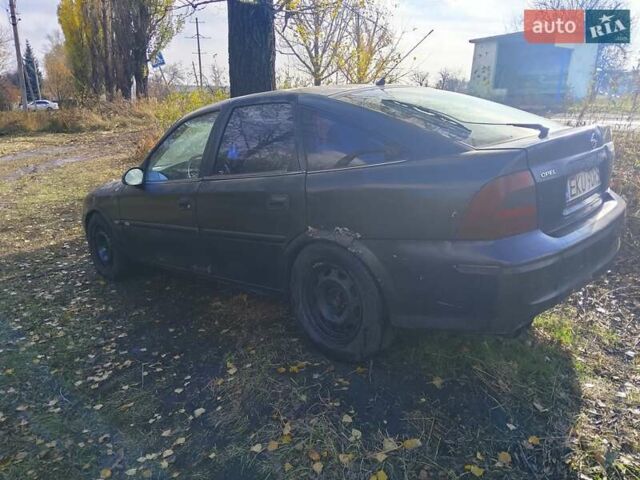 Опель Вектра 2000 в Александровке на Automoto.ua Черный Опель Вектра, объемом двигателя 2 л и пробегом 320 тыс. км за 1400 $, фото 1 на Automoto.ua
