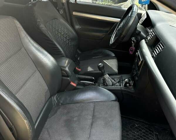 Чорний Опель Вектра, об'ємом двигуна 2.2 л та пробігом 297 тис. км за 5500 $, фото 5 на Automoto.ua