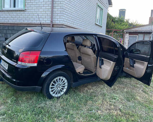 Чорний Опель Вектра, об'ємом двигуна 2.2 л та пробігом 350 тис. км за 4000 $, фото 7 на Automoto.ua