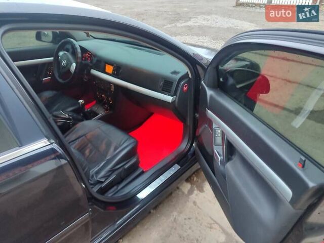 Черный Опель Вектра, объемом двигателя 2.2 л и пробегом 351 тыс. км за 3950 $, фото 8 на Automoto.ua