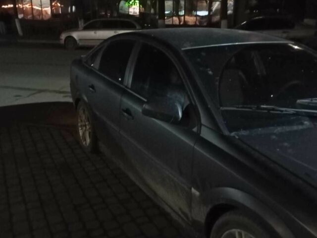 Чорний Опель Вектра, об'ємом двигуна 2.2 л та пробігом 331 тис. км за 1606 $, фото 3 на Automoto.ua