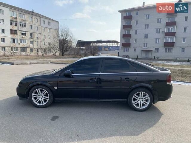 Черный Опель Вектра, объемом двигателя 2.2 л и пробегом 340 тыс. км за 3700 $, фото 4 на Automoto.ua