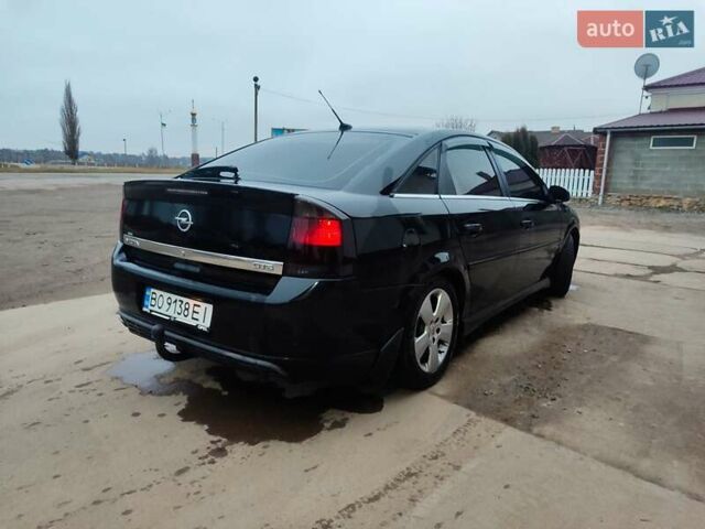 Черный Опель Вектра, объемом двигателя 2.2 л и пробегом 351 тыс. км за 3950 $, фото 3 на Automoto.ua