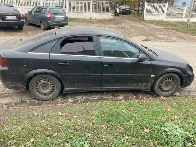 Черный Опель Вектра, объемом двигателя 1.9 л и пробегом 318 тыс. км за 1786 $, фото 4 на Automoto.ua