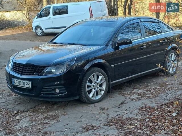 Черный Опель Вектра, объемом двигателя 2.2 л и пробегом 283 тыс. км за 6000 $, фото 1 на Automoto.ua
