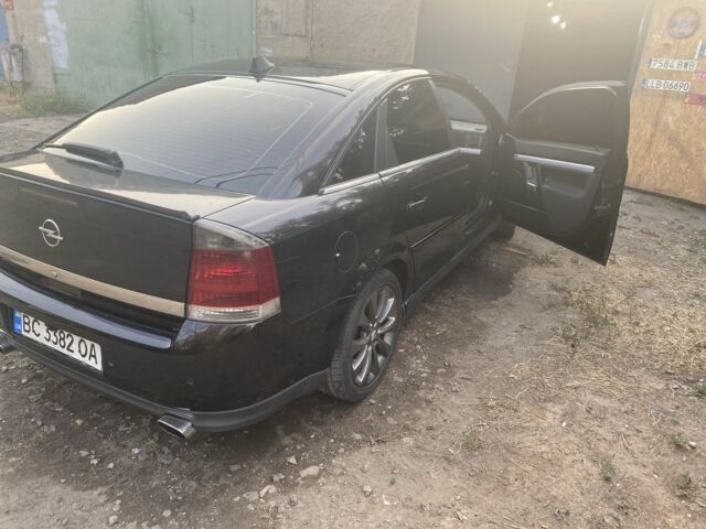 Черный Опель Вектра, объемом двигателя 2.2 л и пробегом 220 тыс. км за 4300 $, фото 5 на Automoto.ua