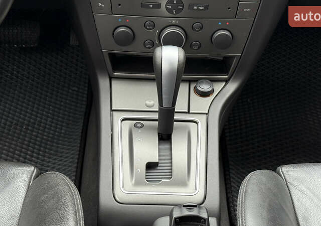 Чорний Опель Вектра, об'ємом двигуна 2.2 л та пробігом 214 тис. км за 4900 $, фото 32 на Automoto.ua