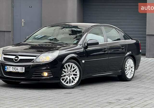 Чорний Опель Вектра, об'ємом двигуна 2.2 л та пробігом 214 тис. км за 4900 $, фото 4 на Automoto.ua