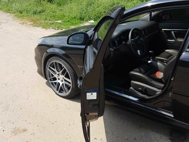 Черный Опель Вектра, объемом двигателя 2.8 л и пробегом 210 тыс. км за 8600 $, фото 1 на Automoto.ua