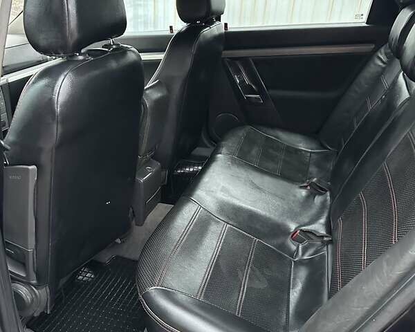 Черный Опель Вектра, объемом двигателя 1.9 л и пробегом 300 тыс. км за 2800 $, фото 2 на Automoto.ua