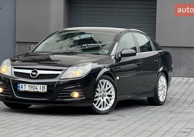 Чорний Опель Вектра, об'ємом двигуна 2.2 л та пробігом 214 тис. км за 4900 $, фото 1 на Automoto.ua