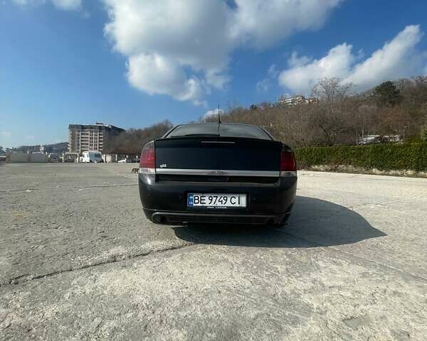 Черный Опель Вектра, объемом двигателя 2.2 л и пробегом 300 тыс. км за 4000 $, фото 2 на Automoto.ua