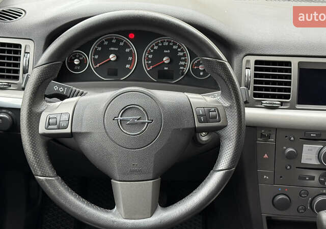 Чорний Опель Вектра, об'ємом двигуна 2.2 л та пробігом 214 тис. км за 4900 $, фото 25 на Automoto.ua