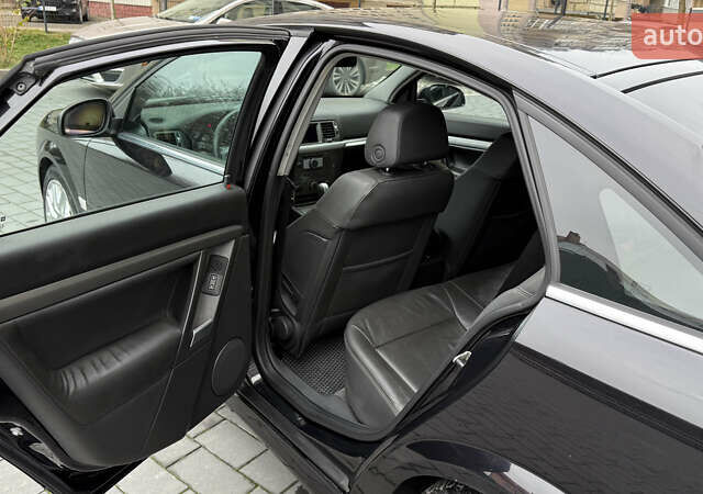 Чорний Опель Вектра, об'ємом двигуна 2.2 л та пробігом 214 тис. км за 4900 $, фото 27 на Automoto.ua