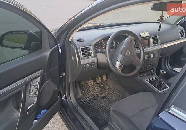 Черный Опель Вектра, объемом двигателя 1.9 л и пробегом 347 тыс. км за 6000 $, фото 19 на Automoto.ua