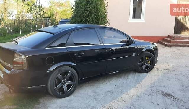 Чорний Опель Вектра, об'ємом двигуна 2.8 л та пробігом 230 тис. км за 9000 $, фото 2 на Automoto.ua