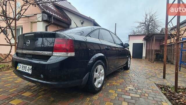 Чорний Опель Вектра, об'ємом двигуна 2.2 л та пробігом 293 тис. км за 3700 $, фото 2 на Automoto.ua