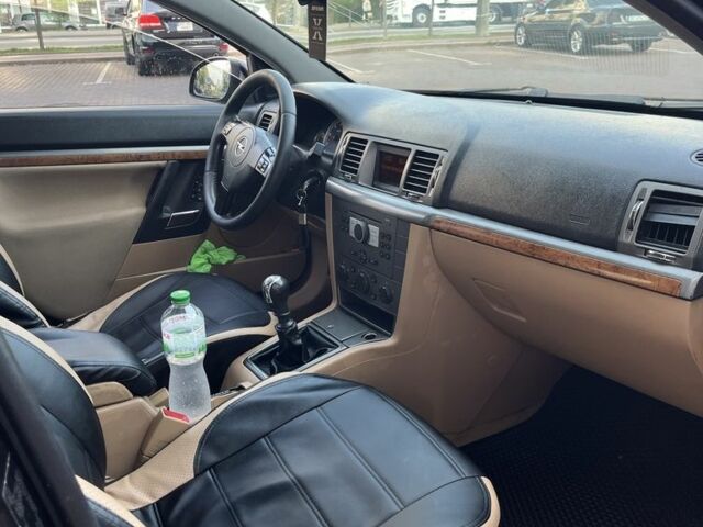 Чорний Опель Вектра, об'ємом двигуна 1.9 л та пробігом 232 тис. км за 3800 $, фото 14 на Automoto.ua