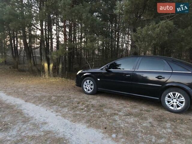 Черный Опель Вектра, объемом двигателя 2.8 л и пробегом 237 тыс. км за 3600 $, фото 3 на Automoto.ua
