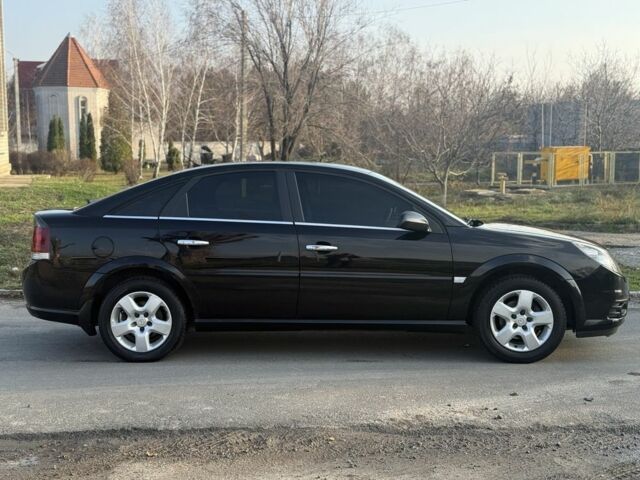 Черный Опель Вектра, объемом двигателя 2.2 л и пробегом 137 тыс. км за 4999 $, фото 4 на Automoto.ua