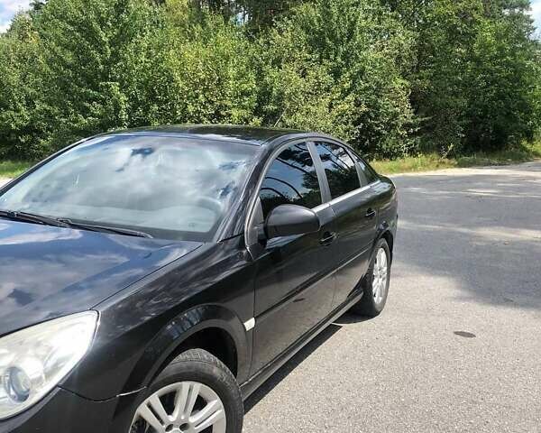 Черный Опель Вектра, объемом двигателя 2.8 л и пробегом 240 тыс. км за 3500 $, фото 6 на Automoto.ua