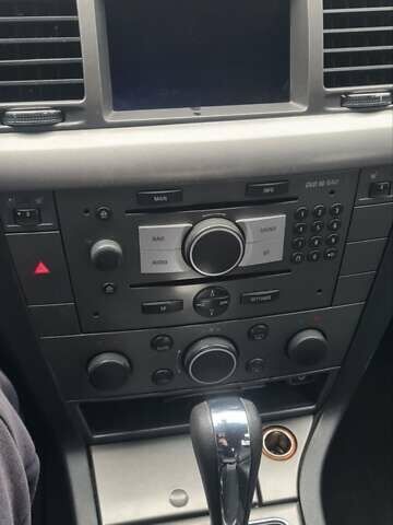 Чорний Опель Вектра, об'ємом двигуна 2.2 л та пробігом 293 тис. км за 3700 $, фото 5 на Automoto.ua