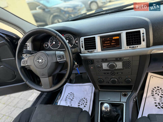 Чорний Опель Вектра, об'ємом двигуна 1.8 л та пробігом 216 тис. км за 4850 $, фото 57 на Automoto.ua