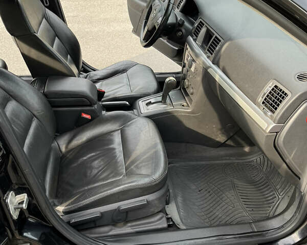 Черный Опель Вектра, объемом двигателя 2.2 л и пробегом 283 тыс. км за 6610 $, фото 12 на Automoto.ua